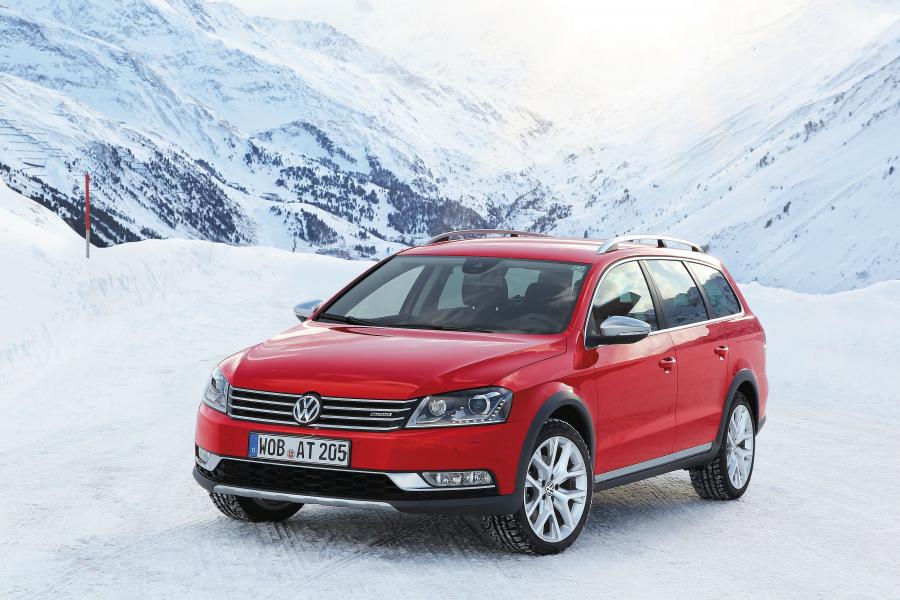  Volkswagen Passat Alltrack 2012 года  (фото 6 из 83)
